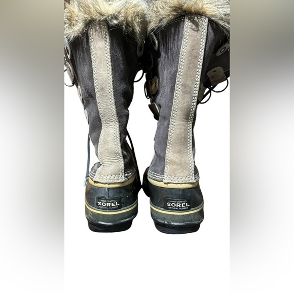 SOREL Joan of the Arctic Boots size 8 - Picture 4 of 7